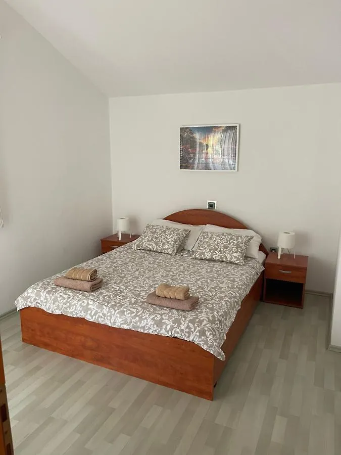 Apartmani Leskovar Mandre Lägenhet