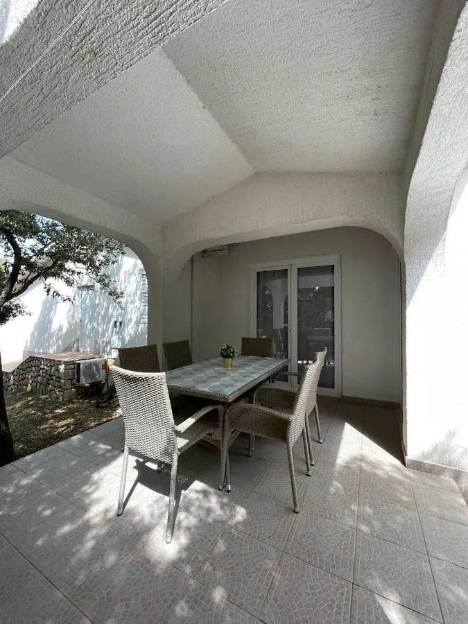Apartmani Leskovar Mandre